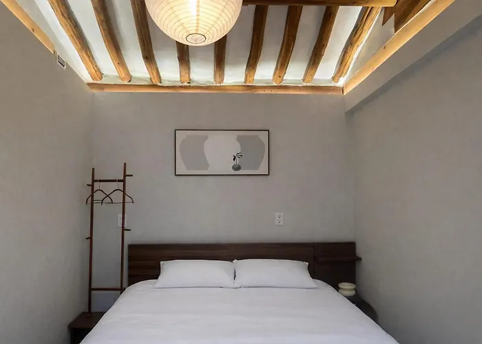 Appartement Hausda Insa Private Hanok Angukstation 1min 3r2b 4bed 9p Gyeongbokgung Yard *