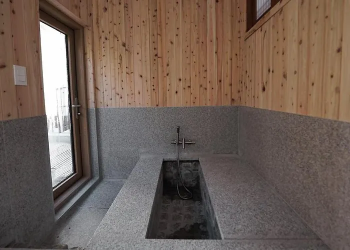 Appartement Hausda Insa Private Hanok Angukstation 1min 3r2b 4bed 9p Gyeongbokgung Yard